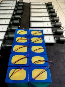 Lampu-PJU-Philips-100W-Sistem-DC