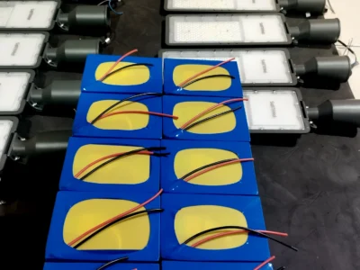 Lampu-PJU-Philips-100W-Sistem-DC